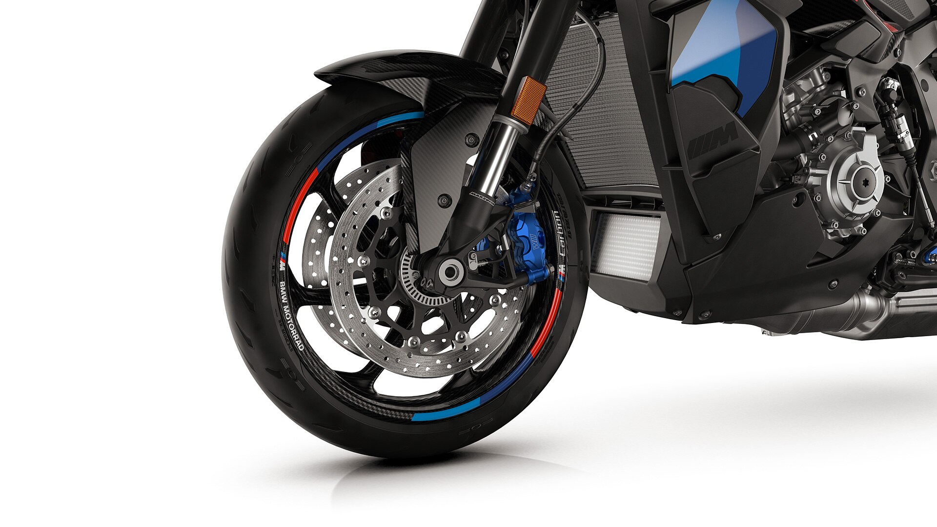 Voliteľné karbónové kolesá M modelu M 1000 XR od BMW Motorrad